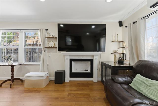 131 W 77th Street, Los Angeles, CA 90003