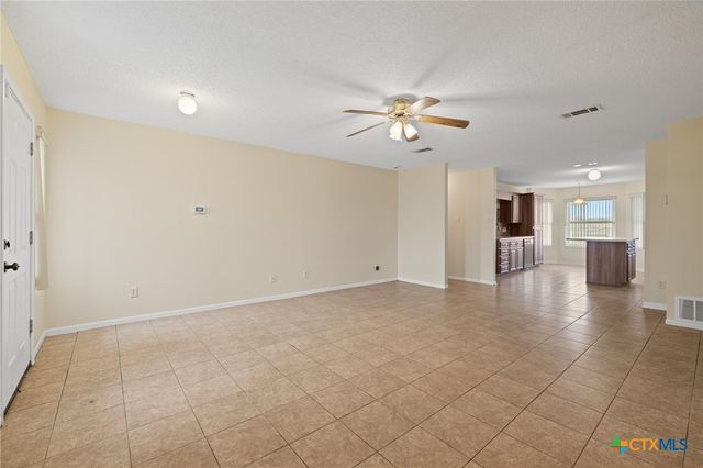 4205 Beach Ball Drive, Killeen, TX 76549