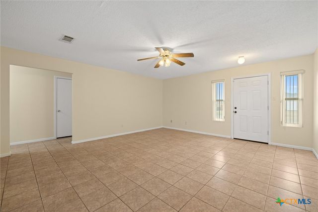 4205 Beach Ball Drive, Killeen, TX 76549