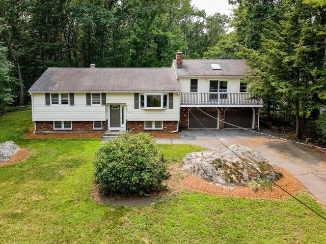 14 Kirk Rd, Billerica, MA 01821