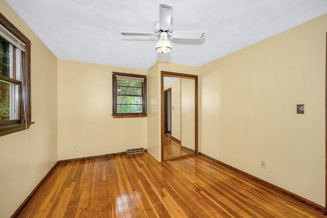 14 Kirk Rd, Billerica, MA 01821