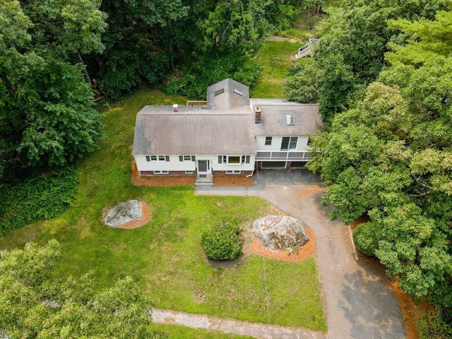 14 Kirk Rd, Billerica, MA 01821