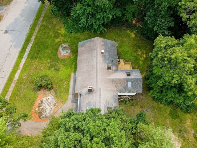 14 Kirk Rd, Billerica, MA 01821