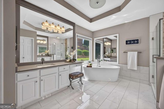 6650 River Crest Point, Suwanee, GA 30024