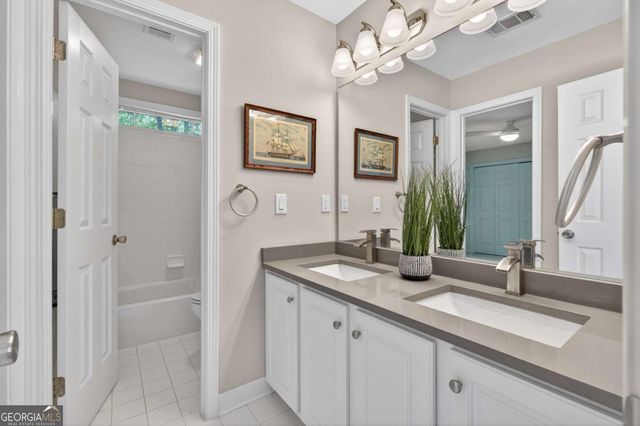 6650 River Crest Point, Suwanee, GA 30024