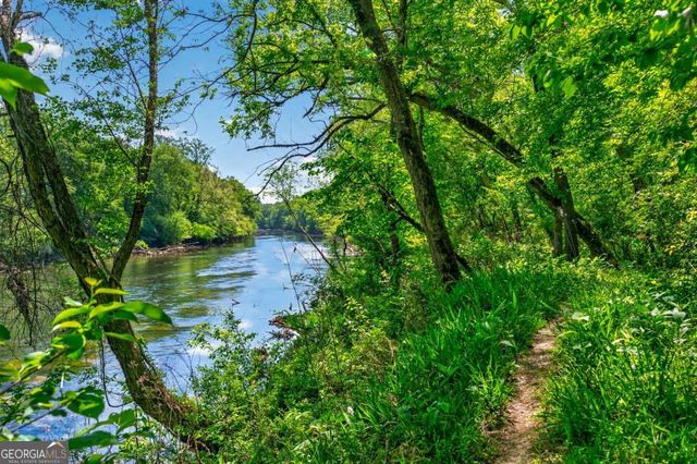 6650 River Crest Point, Suwanee, GA 30024