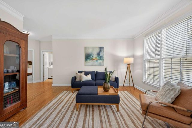 6650 River Crest Point, Suwanee, GA 30024