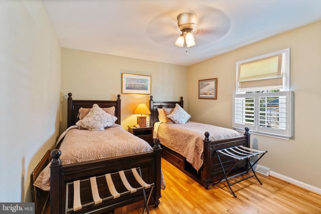 14210 MANOR RD, Phoenix, MD 21131