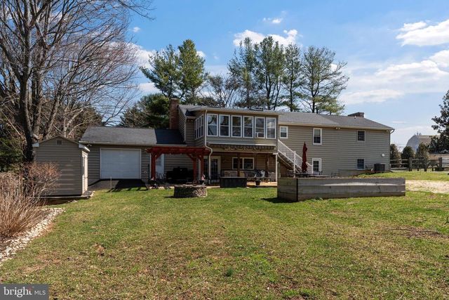 14210 MANOR RD, Phoenix, MD 21131