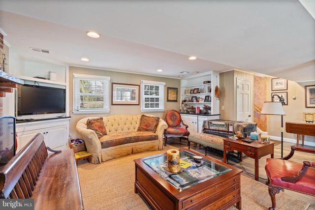 14210 MANOR RD, Phoenix, MD 21131