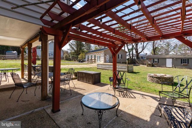 14210 MANOR RD, Phoenix, MD 21131