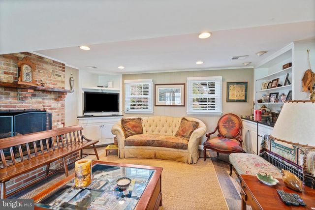 14210 MANOR RD, Phoenix, MD 21131