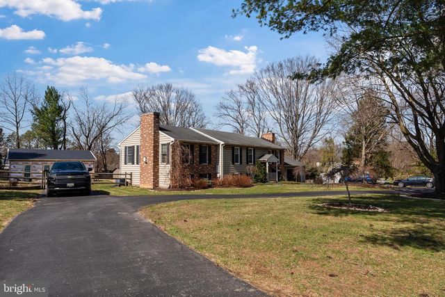 14210 MANOR RD, Phoenix, MD 21131