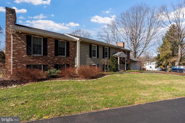 14210 MANOR RD, Phoenix, MD 21131