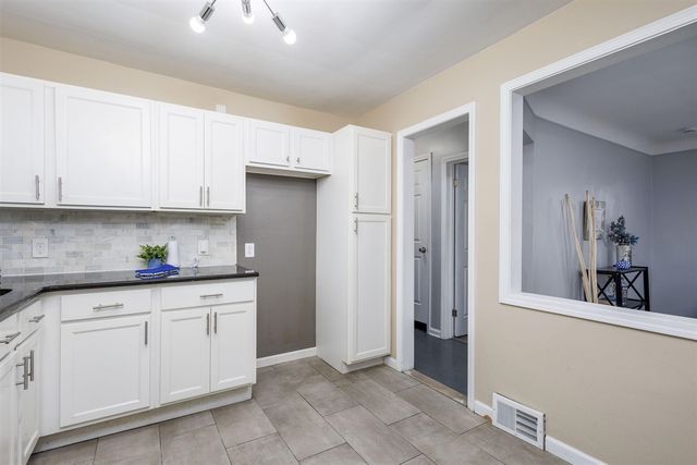 2108 E 4th Street, Royal Oak, MI 48067