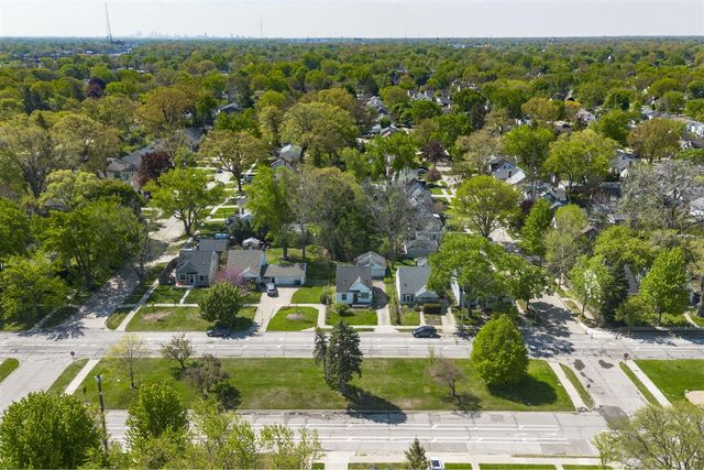 2108 E 4th Street, Royal Oak, MI 48067