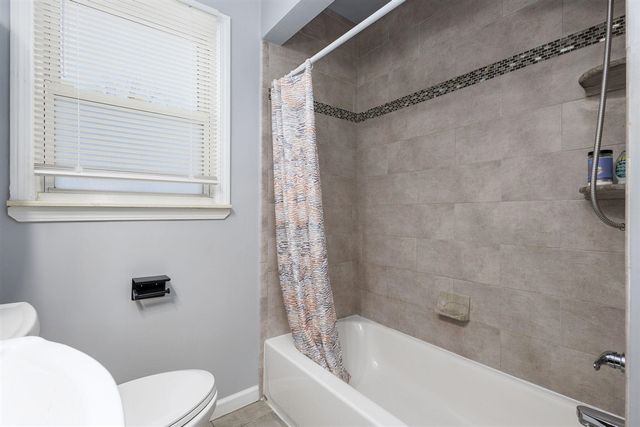 2108 E 4th Street, Royal Oak, MI 48067