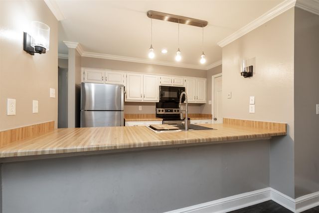 6016 IVAWOOD DR, Bartlett, TN 38134