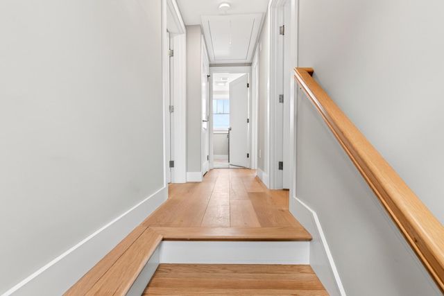 10 Vesper Avenue, Falmouth, MA 02540