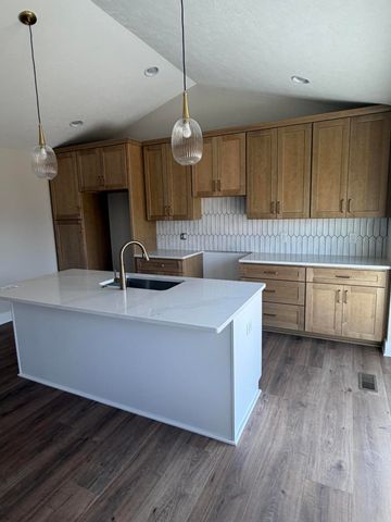 729 Chloe Jane Avenue, Portage, MI 49024