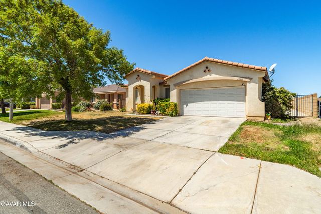 42955 Carpenter Drive, Lancaster, CA 93535