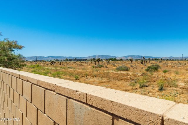 42955 Carpenter Drive, Lancaster, CA 93535