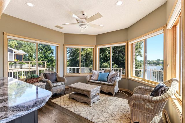8148 Ithaca Lane N, Maple Grove, MN 55311