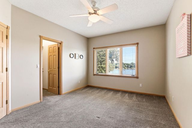 8148 Ithaca Lane N, Maple Grove, MN 55311