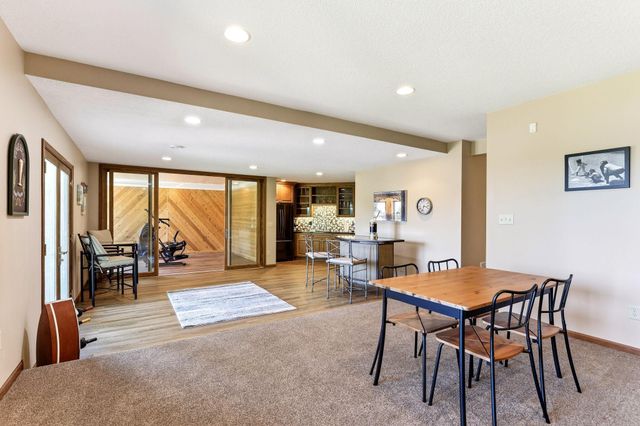 8148 Ithaca Lane N, Maple Grove, MN 55311