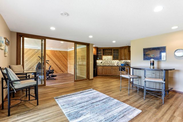 8148 Ithaca Lane N, Maple Grove, MN 55311