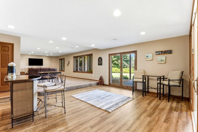 8148 Ithaca Lane N, Maple Grove, MN 55311