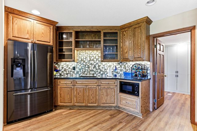 8148 Ithaca Lane N, Maple Grove, MN 55311