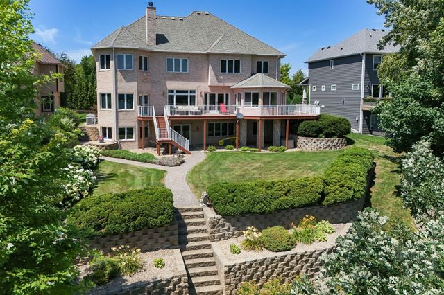 8148 Ithaca Lane N, Maple Grove, MN 55311