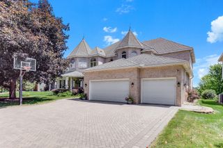 8148 Ithaca Lane N, Maple Grove, MN 55311