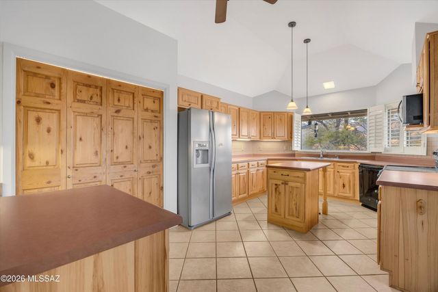 9912 E Mount Pleasant Drive, Tucson, AZ 85749