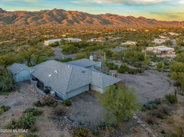 9912 E Mount Pleasant Drive, Tucson, AZ 85749