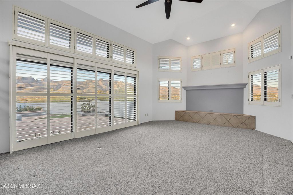 Image 11 of property listing at 9912 E Mount Pleasant Drive, Tucson, AZ 85749