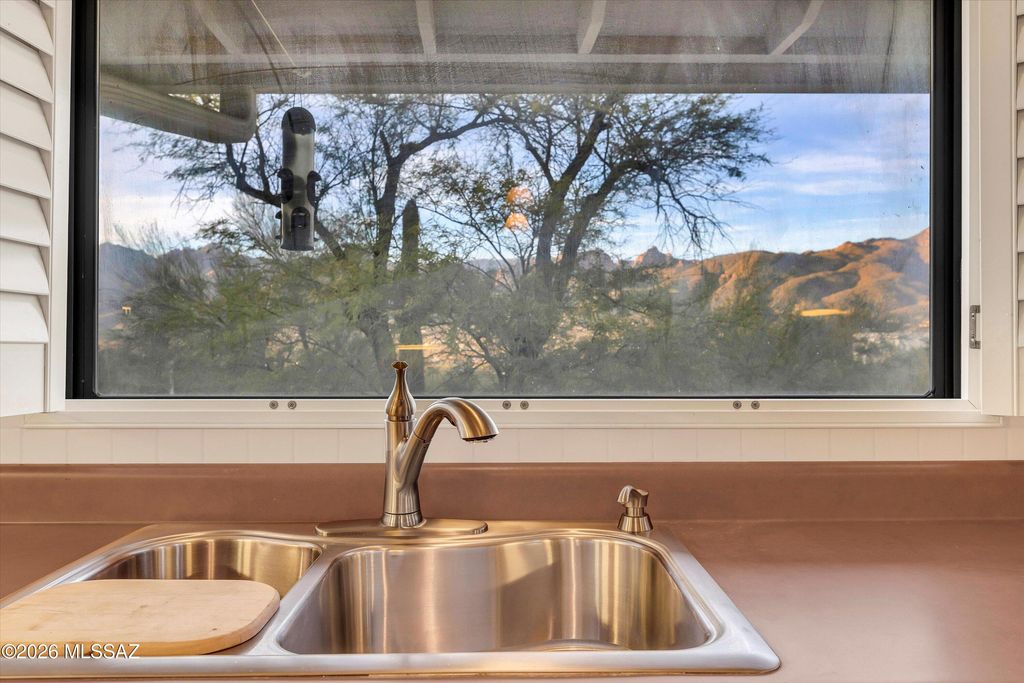 Image 23 of property listing at 9912 E Mount Pleasant Drive, Tucson, AZ 85749