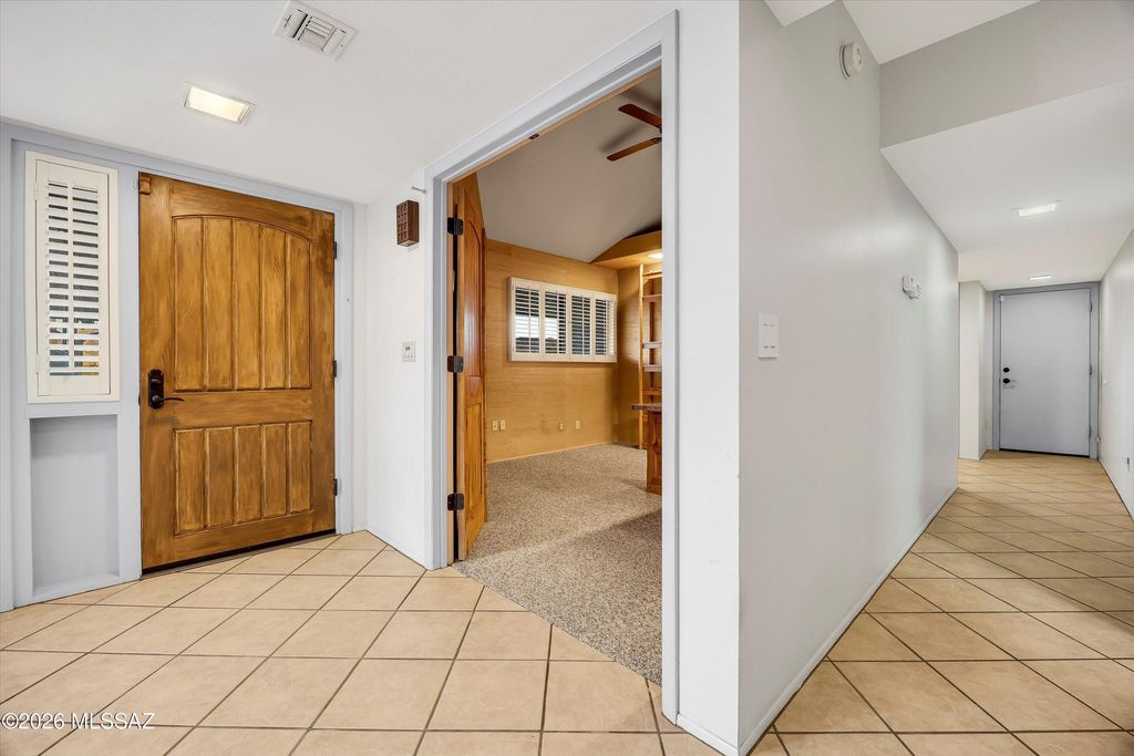 Image 4 of property listing at 9912 E Mount Pleasant Drive, Tucson, AZ 85749