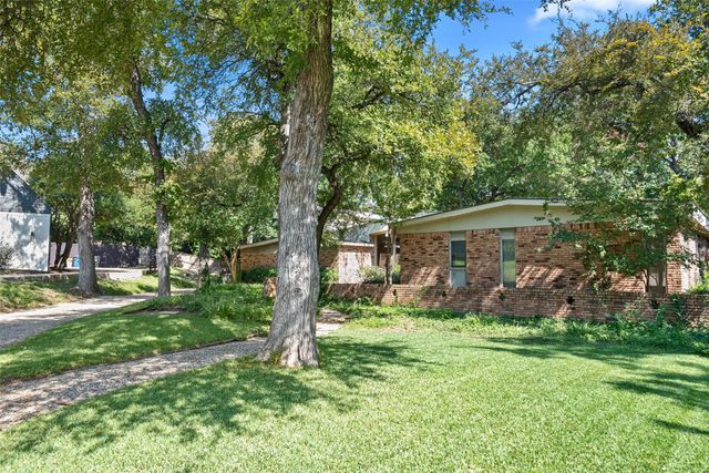 10706 Royal Park Drive, Dallas, TX 75230