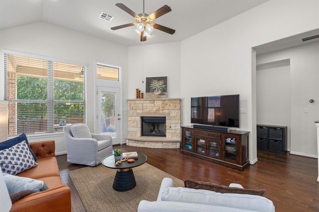 408 Garner Park DR, Georgetown, TX 78628