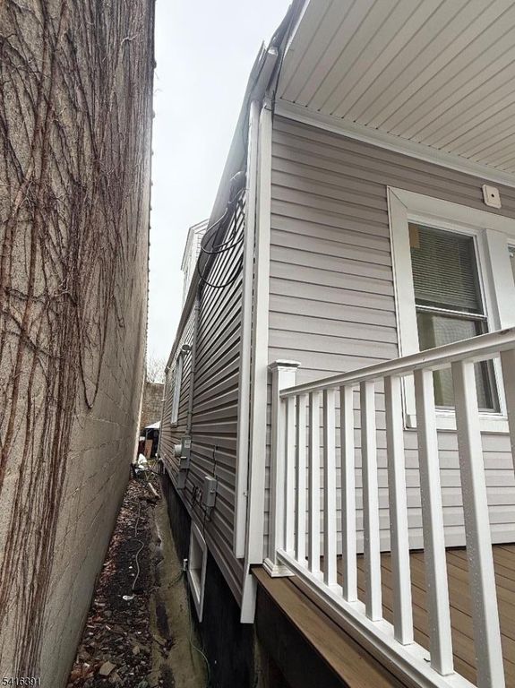 9 Berkshire Pl, Irvington Twp., NJ 07111 — photo 5