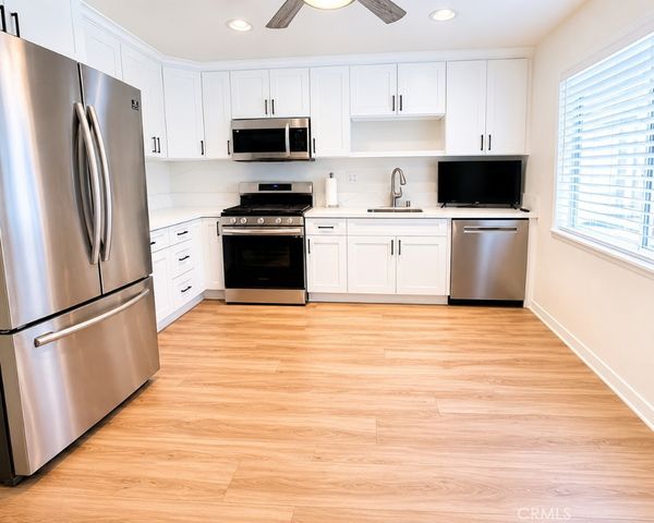 16722 Shinedale Drive, Canyon Country, CA 91387