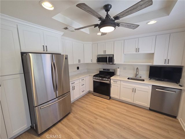 16722 Shinedale Drive, Canyon Country, CA 91387