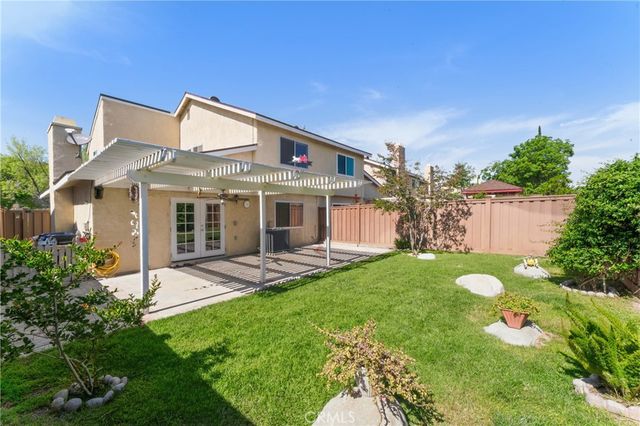 16722 Shinedale Drive, Canyon Country, CA 91387
