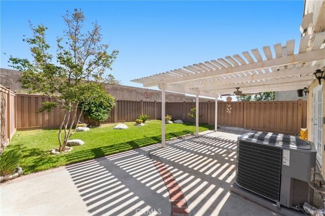 16722 Shinedale Drive, Canyon Country, CA 91387