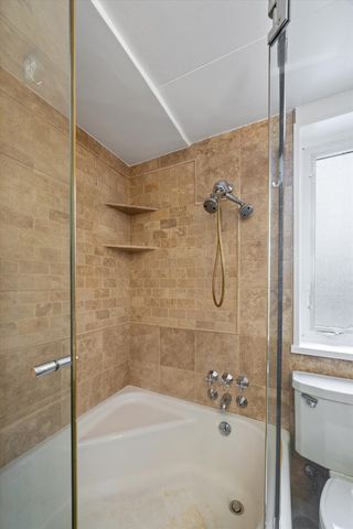 7208 OAK Avenue 2SE, River Forest, IL 60305