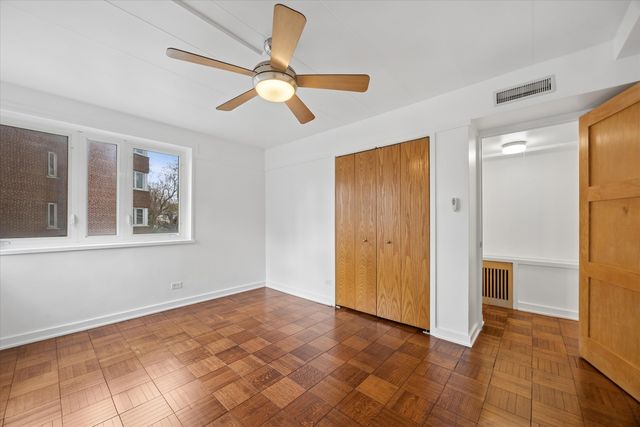 7208 OAK Avenue 2SE, River Forest, IL 60305