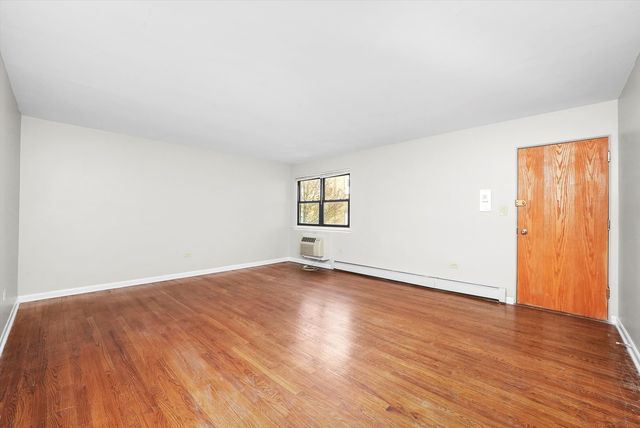 311 Sherman Avenue 2C, Evanston, IL 60202