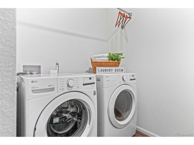 1705 Gareth Ln, Castle Rock, CO 80104